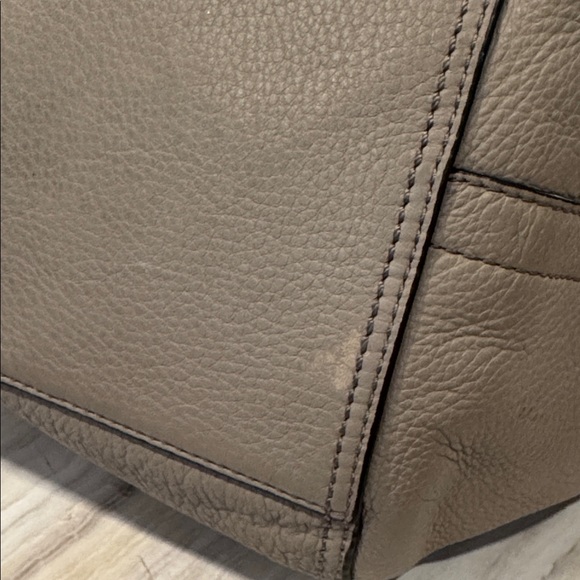 Tory Burch Bag Half Moon Taupe Tote - Picture 8 of 17